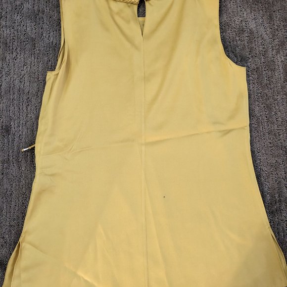 Elie Tahari silk blouse size xs EUC! beautiful mustard color - Picture 6 of 6